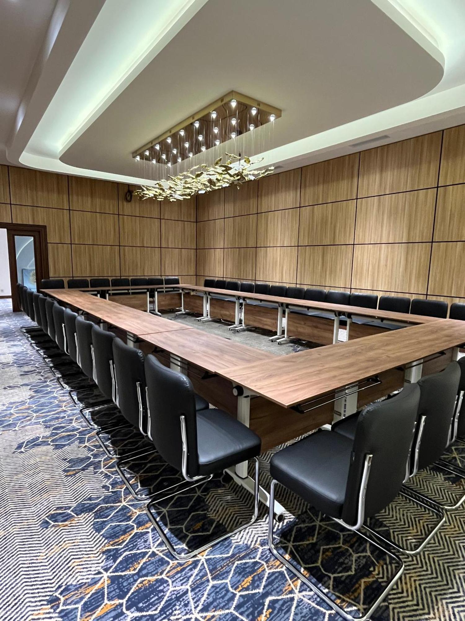 Frankfort Expo Hotel Tashkent Esterno foto